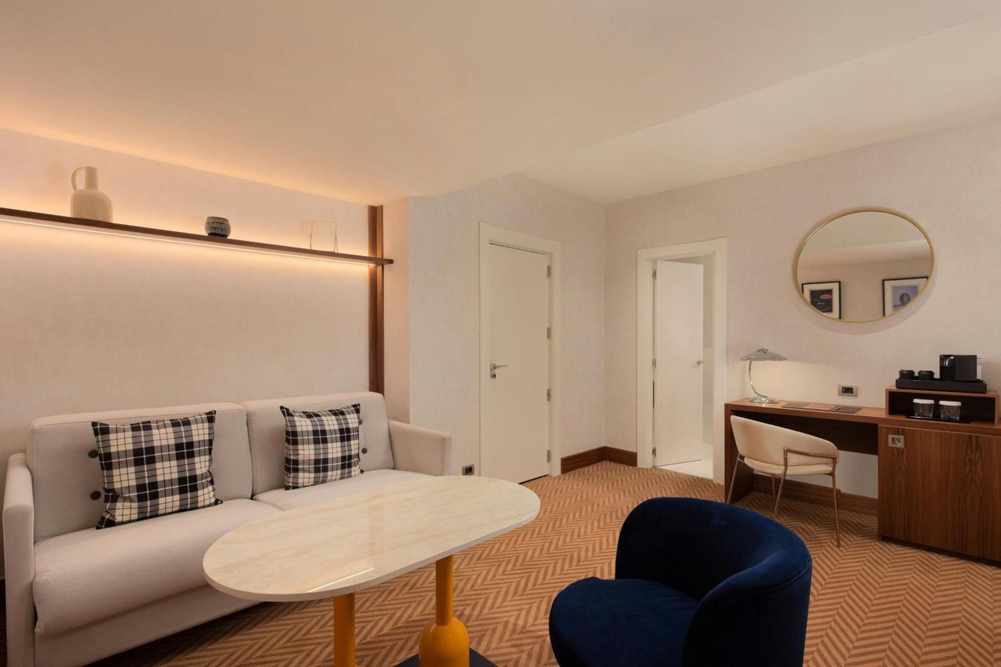 Habitación con sofá cama - Cama extragrande